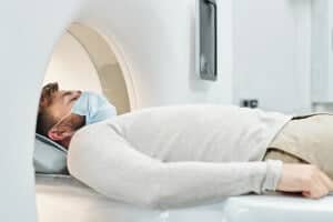 male patient getting mri