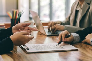 What if I Agreed to a Car Crash Settlement Before Calling a Lawyer?